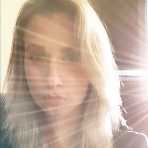 Meet your Posher, Deanna